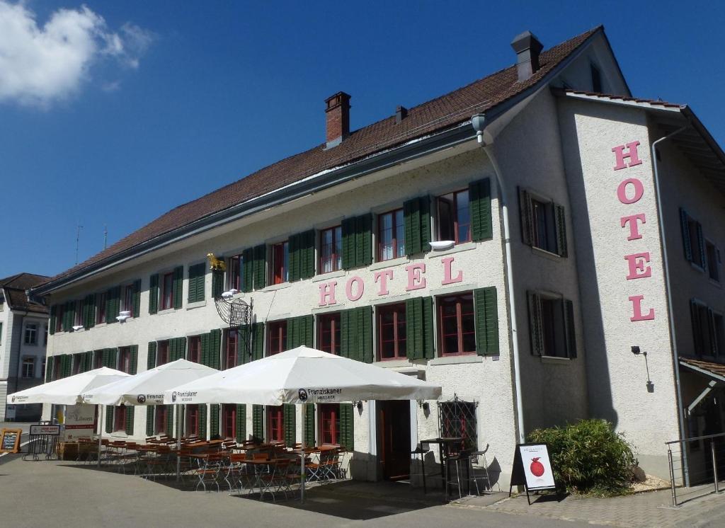 Gasthof Loewen Bassersdorf Exterior foto